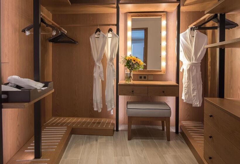 سوییت با چشم‌انداز دریا, Nana Princess Suites Villas & Spa