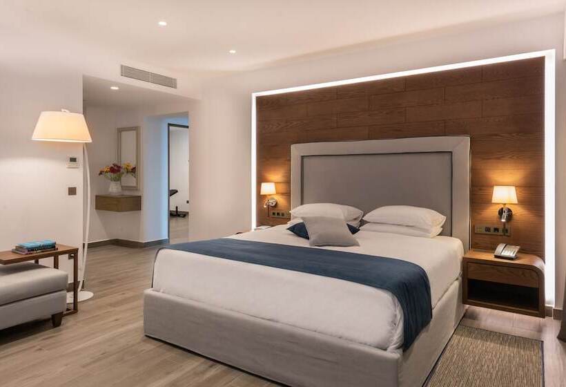 سوئیت پریمیوم با چشم‌انداز دریا, Nana Princess Suites Villas & Spa