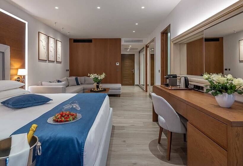 سوییت با استخر, Nana Princess Suites Villas & Spa