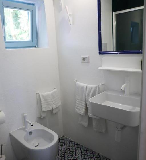 اتاق سوپریور, Art B&b
