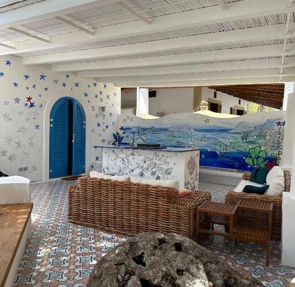 آپارتمان 2 خوابه, Art B&b