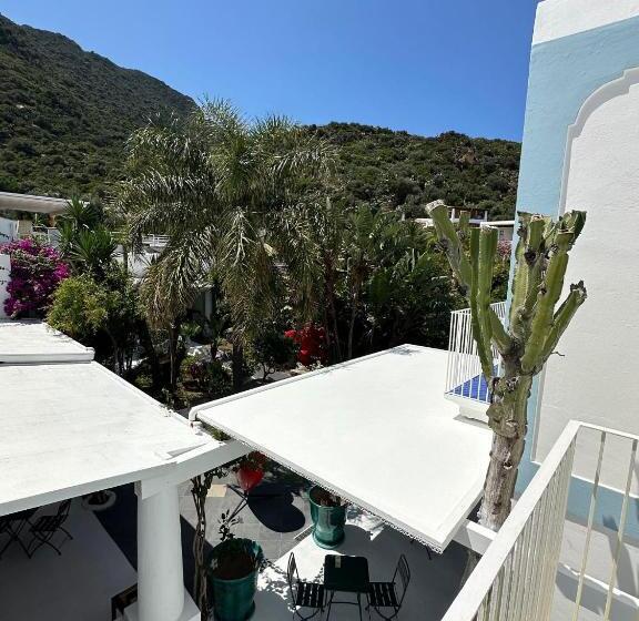 آپارتمان 1 خوابه با چشم‌انداز دریا, Art B&b