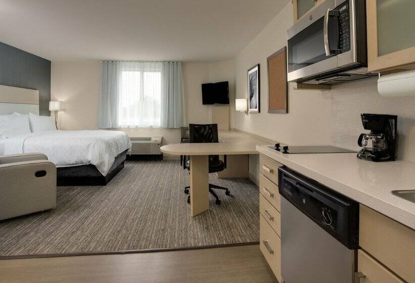 스탠다드 스튜디오, Candlewood Suites Miami Intl Airport   36th St, An Ihg