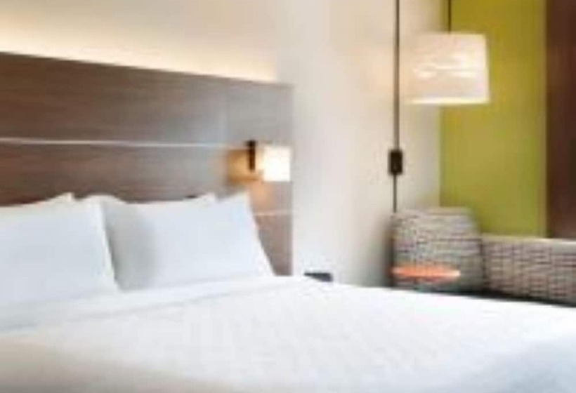 Люкс Адаптированный для Инвалидов, Holiday Inn Express & Suites   Nebraska City, An Ihg