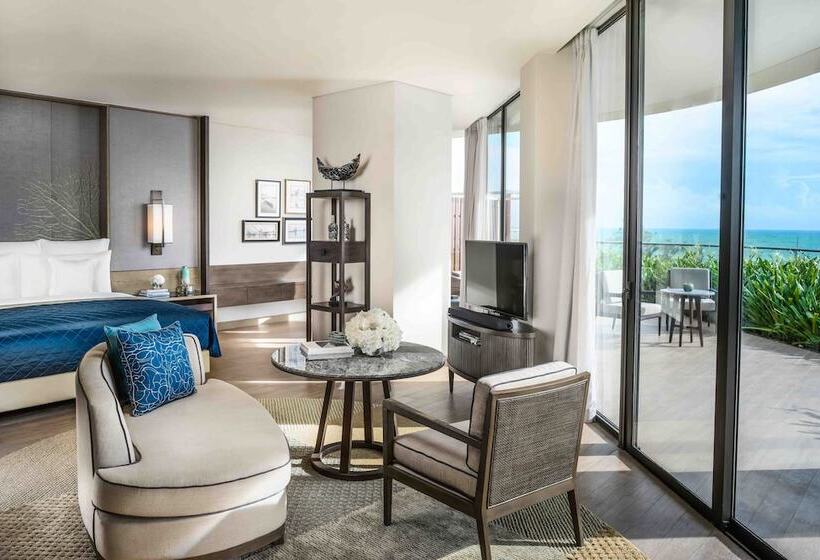 سوییت جونیور با چشم‌انداز دریا, Intercontinental Phu Quoc Long Beach Resort, An Ihg