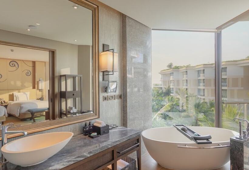 اتاق کلاسیک با چشم‌انداز دریا, Intercontinental Phu Quoc Long Beach Resort, An Ihg