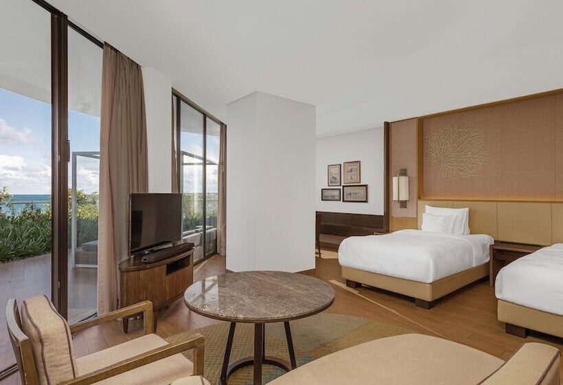 سوییت جونیور با چشم‌انداز دریا, Intercontinental Phu Quoc Long Beach Resort, An Ihg