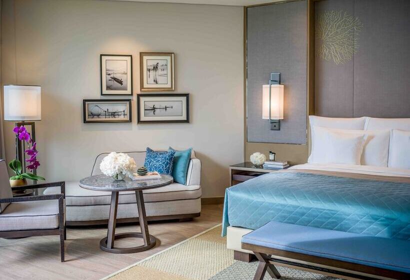 Classic Room Double Bed Sea View, Intercontinental Phu Quoc Long Beach Resort, An Ihg