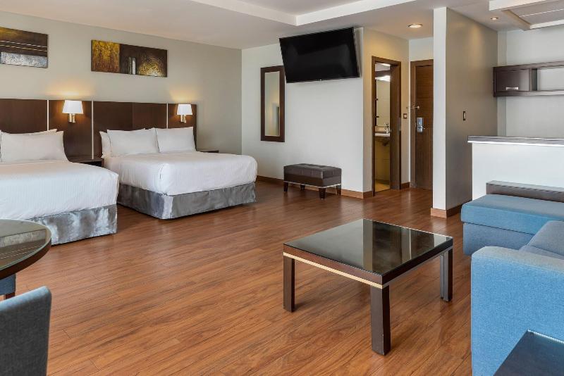 سوییت جونیور با چشم‌انداز دریا, Intercontinental Phu Quoc Long Beach Resort, An Ihg