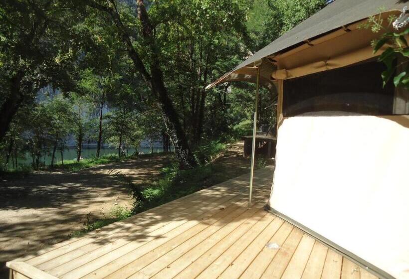 Номер Superior Вид на Реку, Prehistoric Lodge   Adult Only