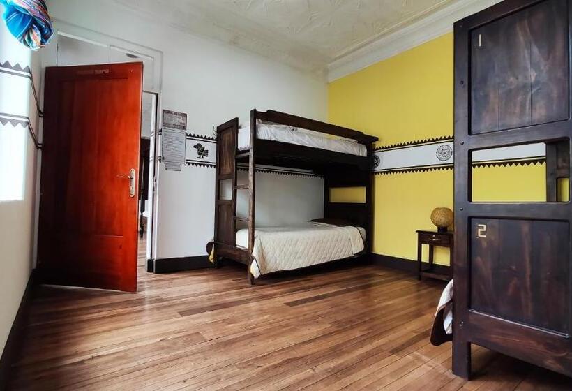패밀리 룸, Hostal Yakumama