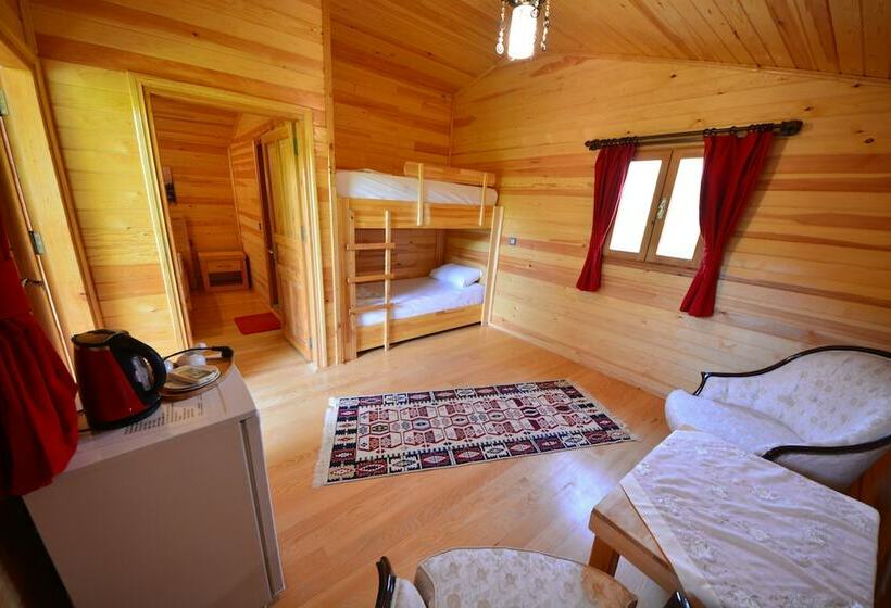 Family Suite, Lemon Garden Lodge