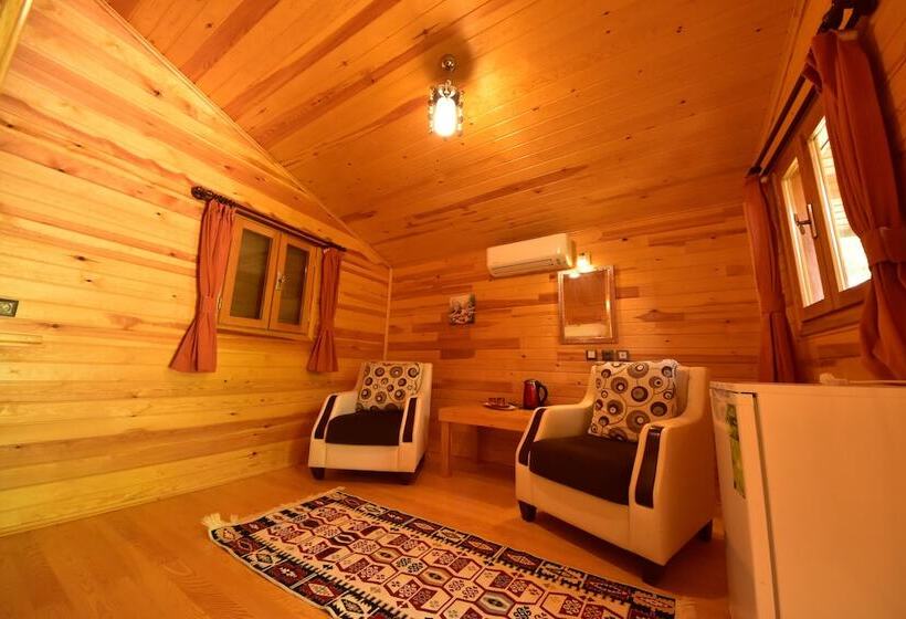 Family Suite, Lemon Garden Lodge