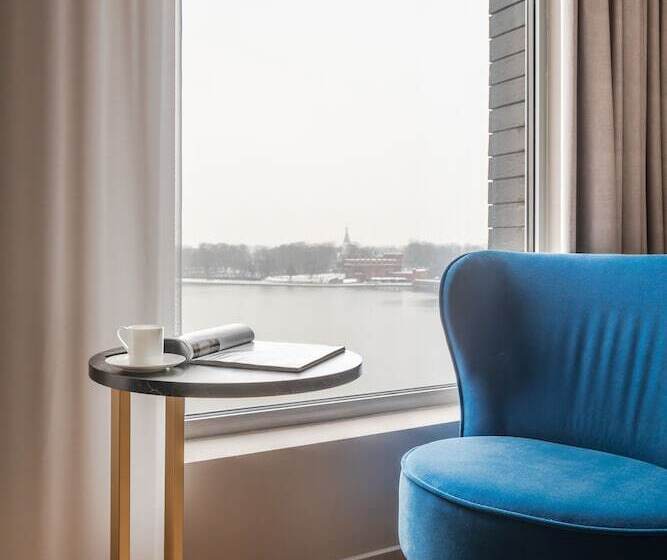Номер Стандарт Вид на Озеро, Mercure Kaliningrad