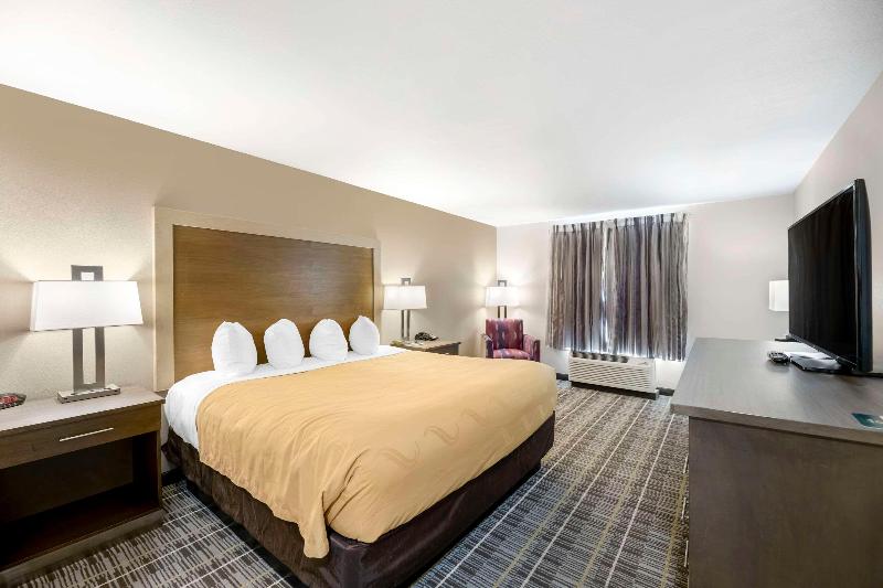 스탠다드 룸 킹사이즈 침대, Quality Inn & Suites Carlsbad Caverns Area