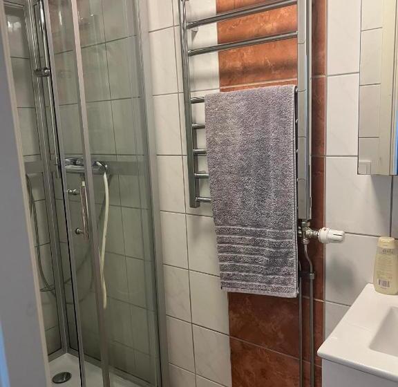 带2个卧室的别墅, Kungshamns Vandrarhem