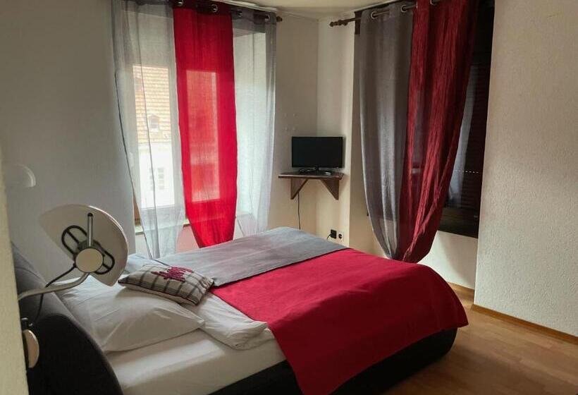 Номер Стандарт Индивидуальный, Hôtel La Fontaine