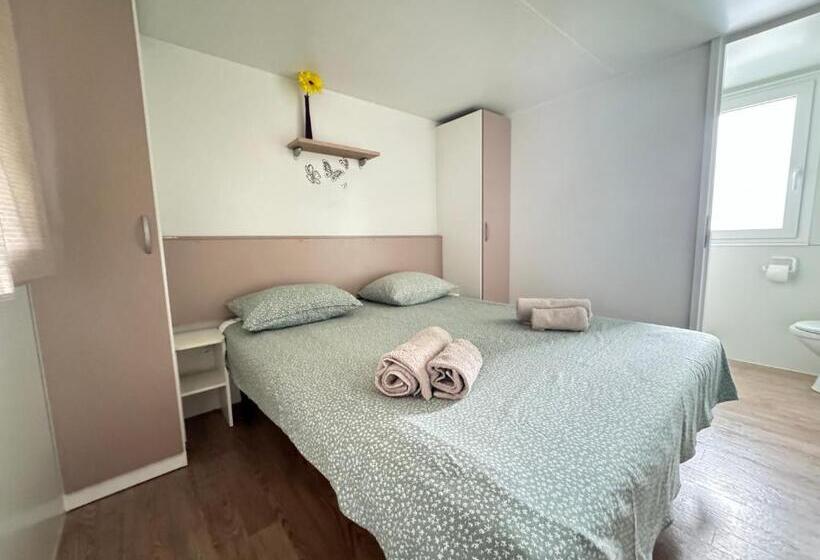 침실 2개 주택, Camping Park Umag