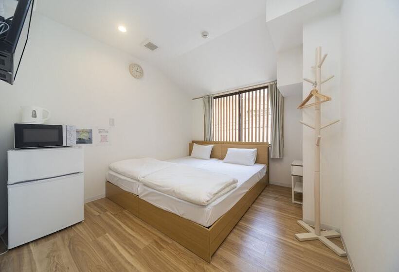 غرفة ديلوكس, Coins Hostel Tenjin