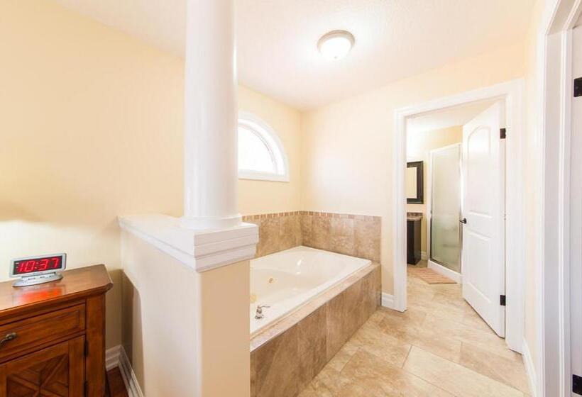 Люкс Deluxe Кровать Кинг, Hb Guest Home 4