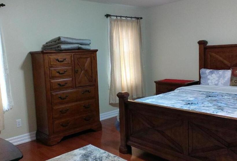 Люкс Deluxe Кровать Кинг, Hb Guest Home 4