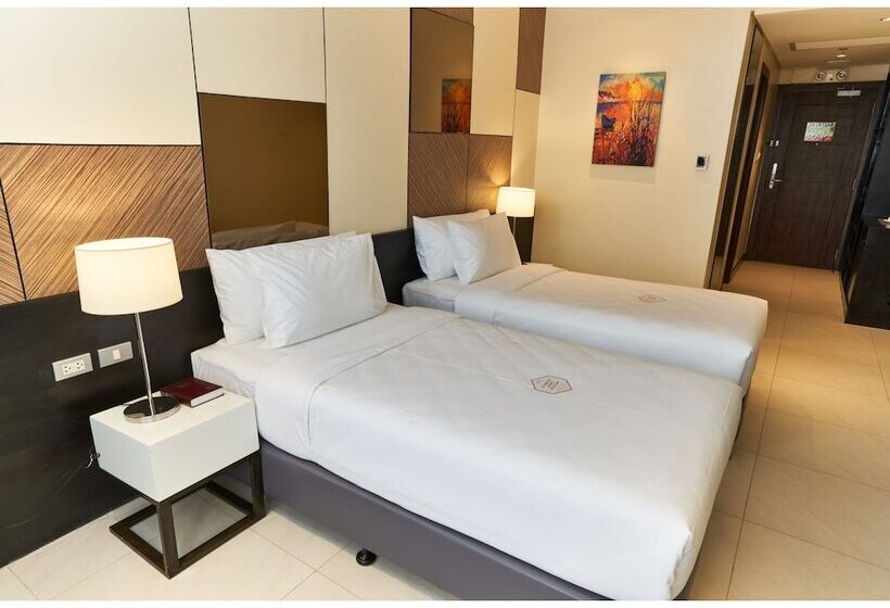 디럭스 룸, Summit Hotel Tacloban
