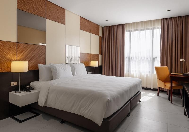 스탠다드 룸 킹사이즈 침대, Summit Hotel Tacloban