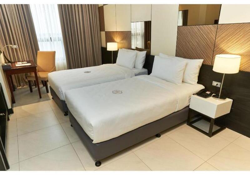 디럭스 룸, Summit Hotel Tacloban
