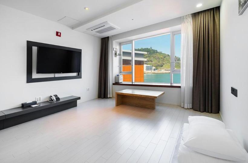 اتاق استاندارد با چشم‌انداز دریا, Yeosu Hotel Haven