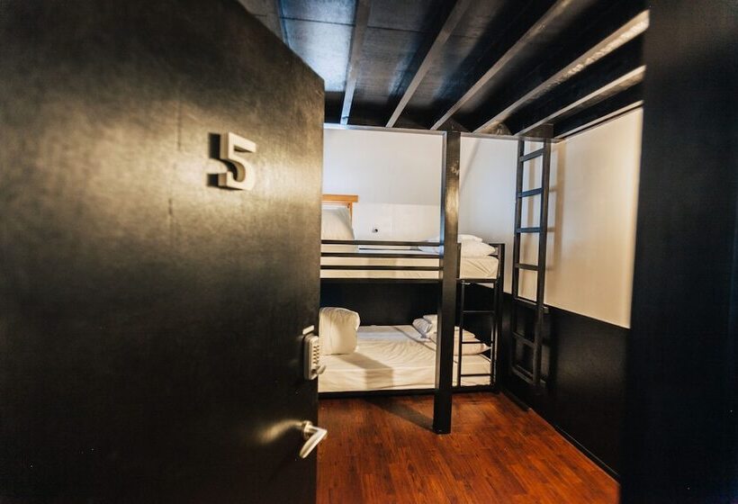 کلبه ییلاقی, Niseko Ski Lodge