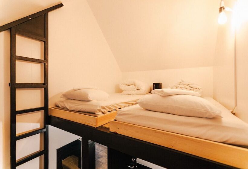 کلبه ییلاقی, Niseko Ski Lodge