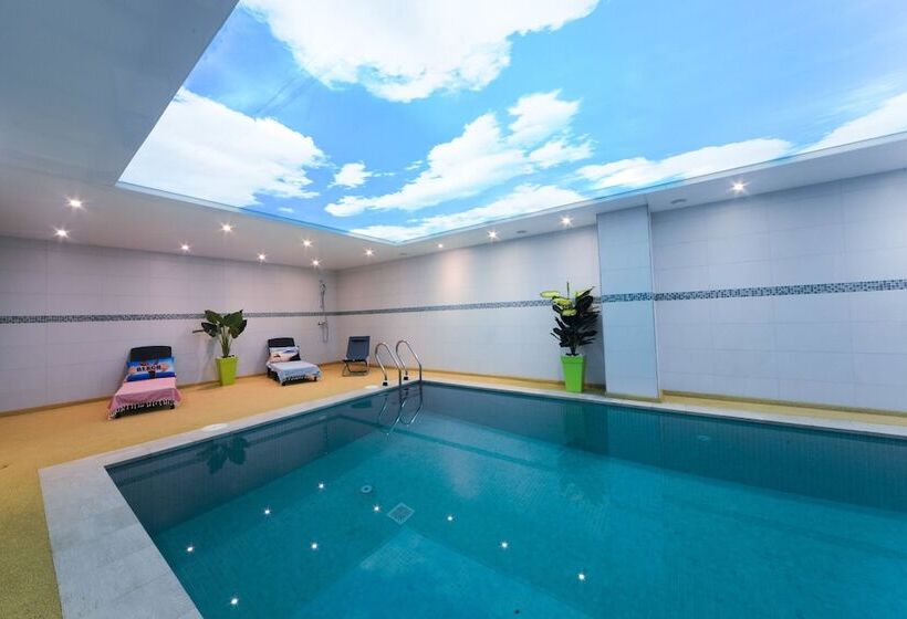 اتاق استاندارد, Golden Star Casablanca