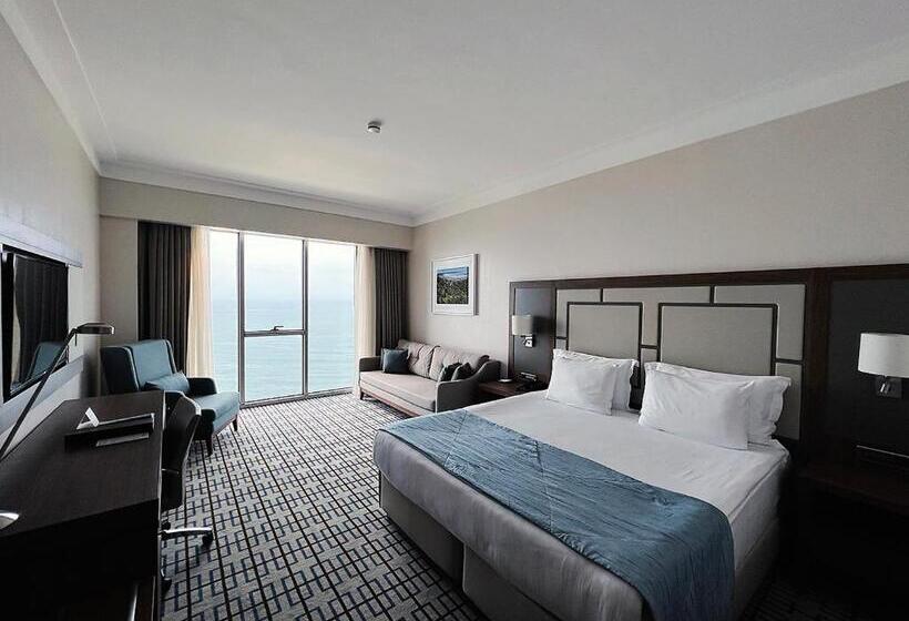 اتاق استاندارد با چشم‌انداز دریا, Ramada Plaza By Wyndham Rize