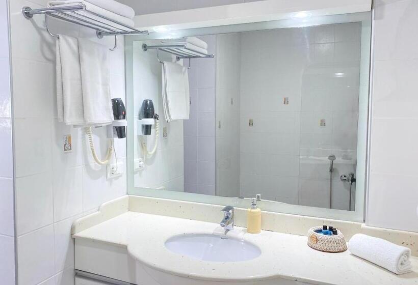Номер Стандарт Трехместный, A Diamond The Resort Spa Sapanca