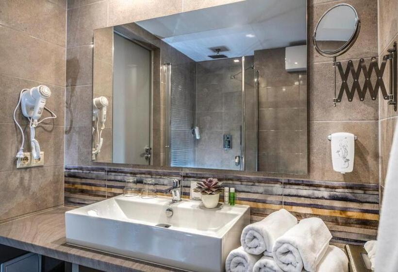 Номер Стандарт с Балконом, Open Hotel Szentes