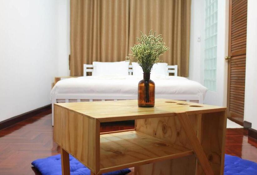 اتاق استاندارد, Home@hostel Kanchanaburi