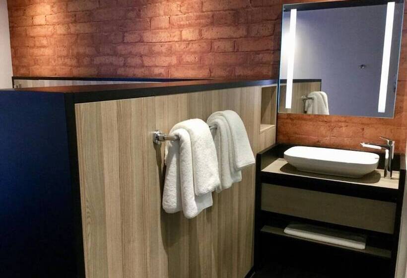 سوییت, Onomo Hotel Durban
