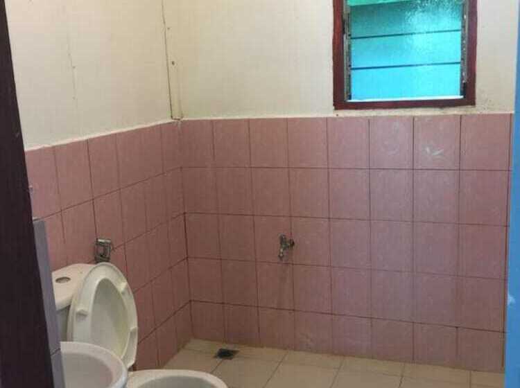 Номер Стандарт, Sukau Backpackers B&b