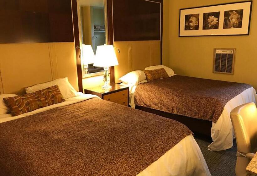 Номер Стандарт, Cardinal Court Motel
