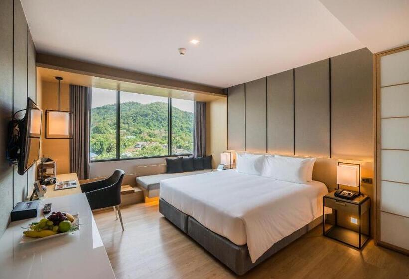 Deluxe Room Mountain View, Arize Hotel Sri Racha