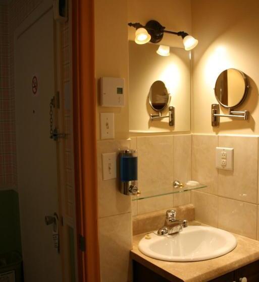 スタンダードトリプルルーム, Auberge Presbytere Mont Lac Vert