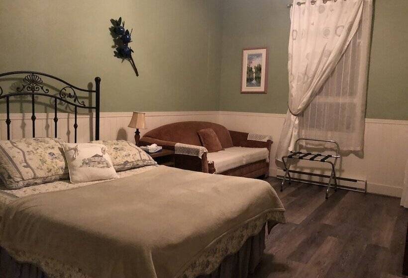 ダブルベッドスタンダードルーム, Auberge Presbytere Mont Lac Vert