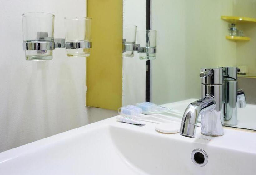 Номер Стандарт, Amaris Hotel Mampang   Jakarta