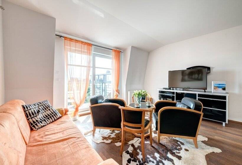 Апартаменты Внутренние 1 Спальня, Dom & House   Apartments Parkur