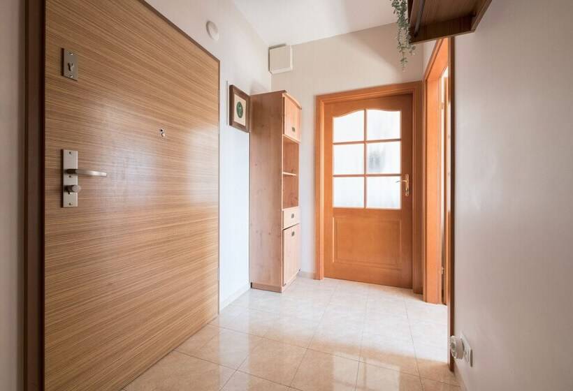 Апартаменты Классик 1 Спальня, Dom & House   Apartments Parkur