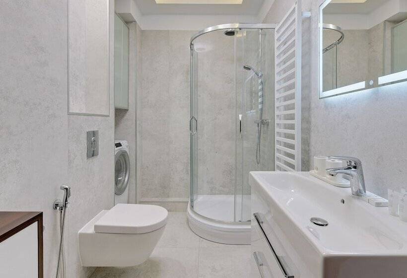 Апартаменты Комфорт 1 Спальня, Dom & House   Apartments Parkur