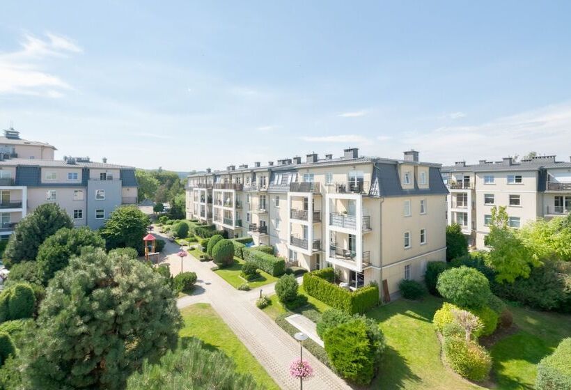 Апартаменты Классик 1 Спальня, Dom & House   Apartments Parkur