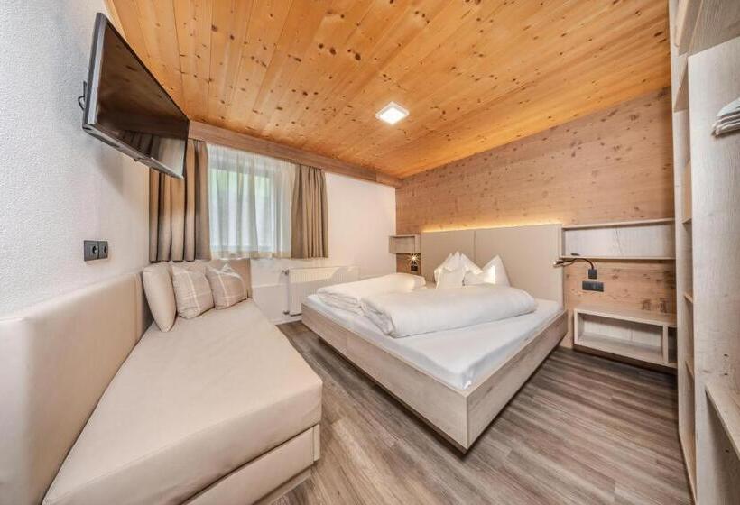 آپارتمان 1 خوابه با تراس, Apartments & Garnì Pre Da Nai