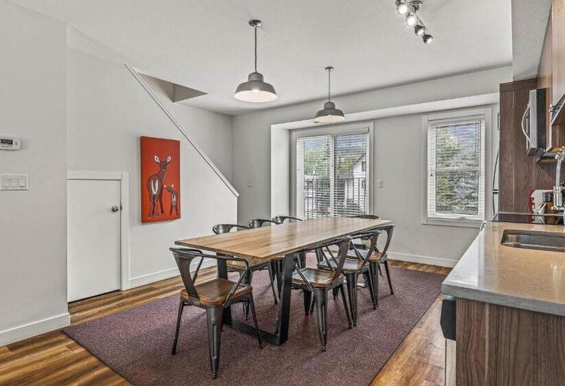 ３ベッドルームアパートメント, Basecamp Resorts Canmore
