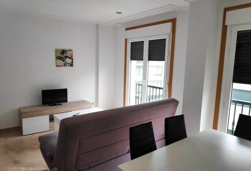 Апартаменты 2 Спальни, Apartamentos Revolta Sanxenxo 3000